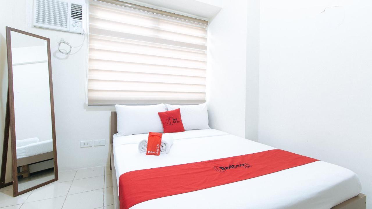 Reddoorz Plus @ Urban Deca Tower Edsa 2 Mandaluyong Exterior foto