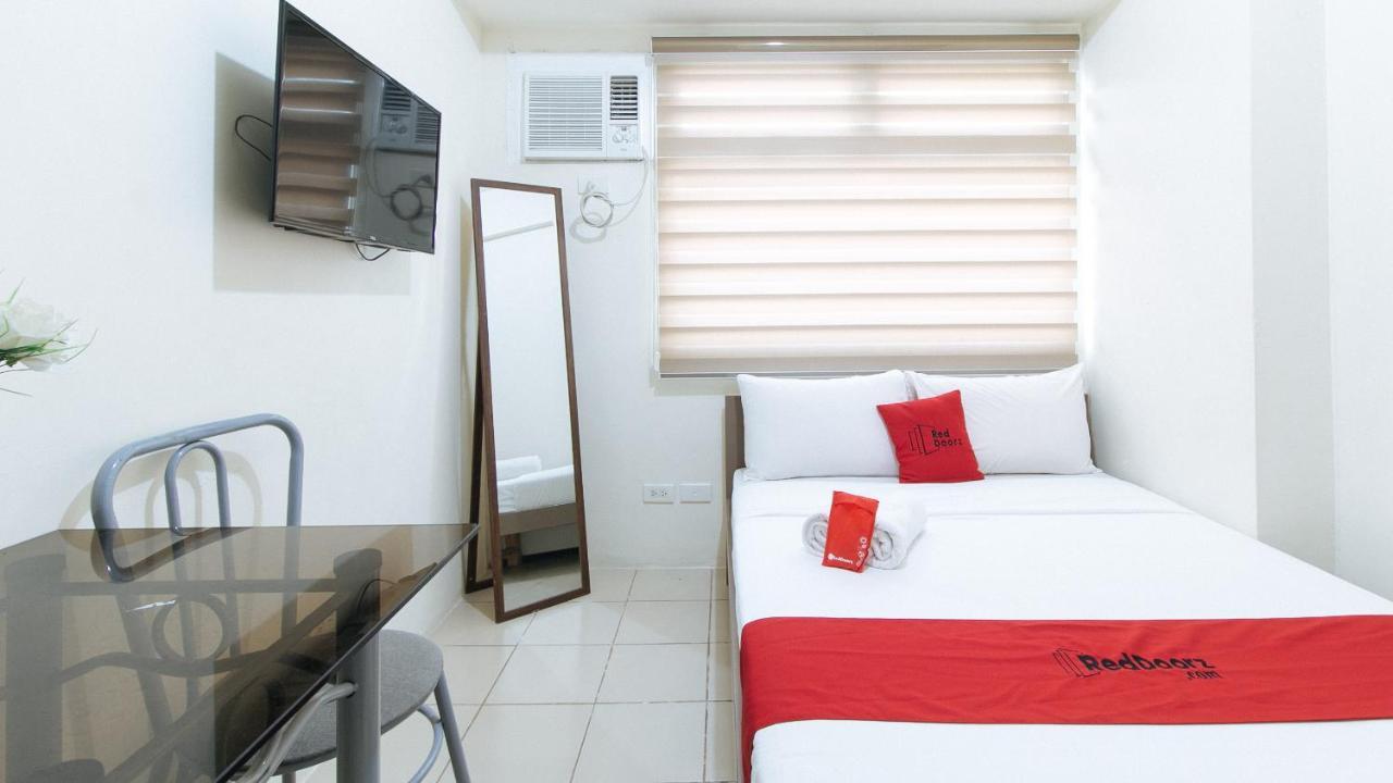 Reddoorz Plus @ Urban Deca Tower Edsa 2 Mandaluyong Exterior foto